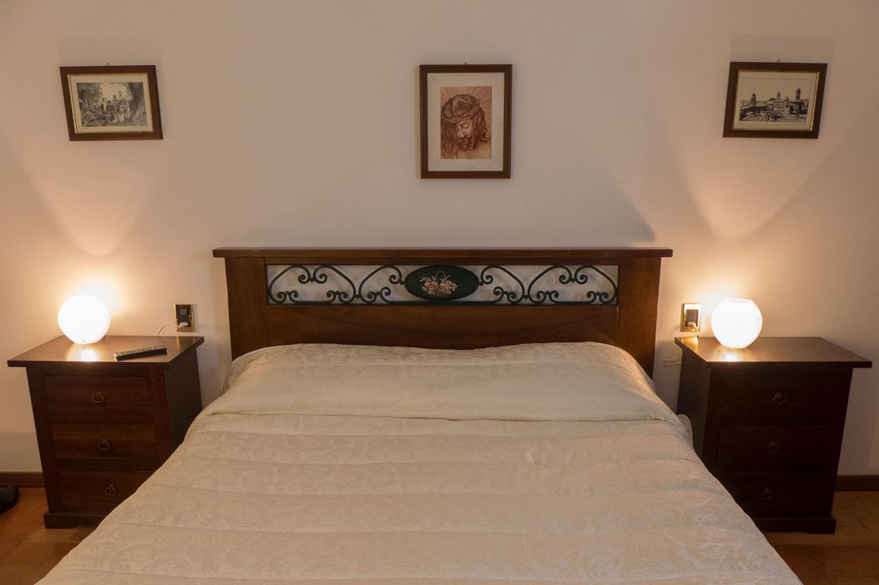 Villa Montotto Monterubbiano Buitenkant foto